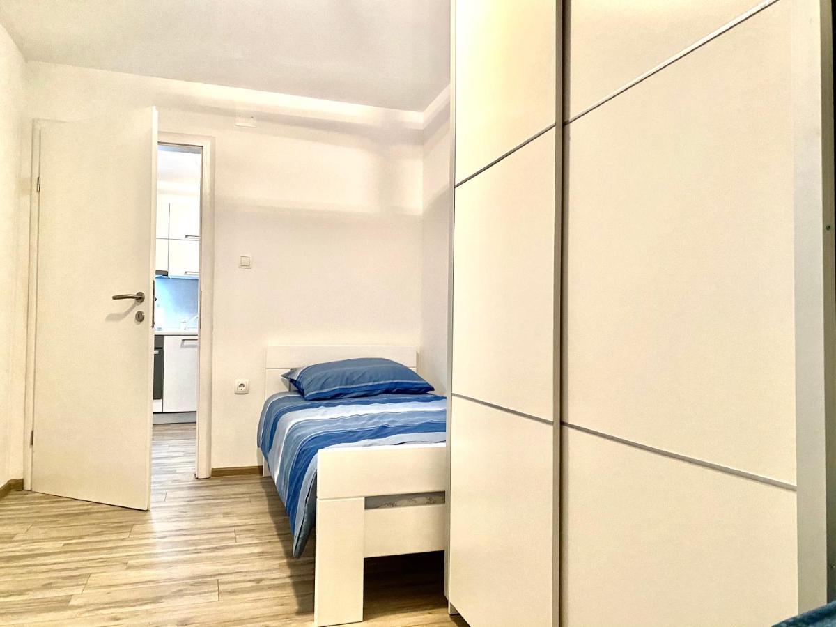 Guesthouse L&K Brinje Экстерьер фото
